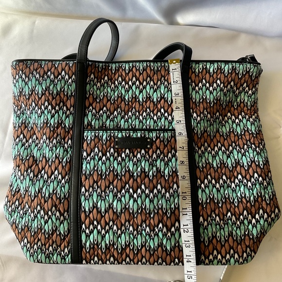 Vera Bradley Trimmed Sierra StreamTote Travel Bag - Picture 7 of 15